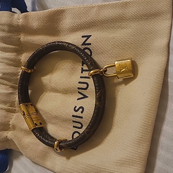 🤎HP🤎💯Authentic Louis Vuitton Keep it Twice Bracelet🤎 - Picture 9 of 13